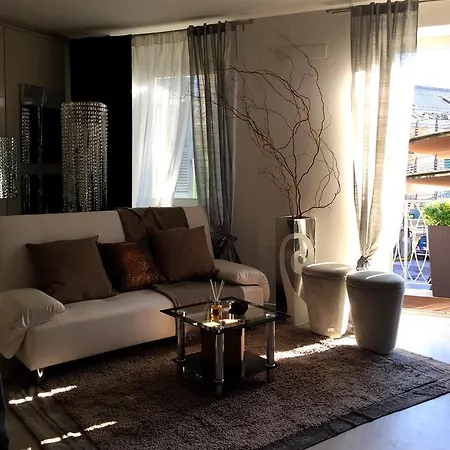 Art House - Casa Centro דירה ברגמו